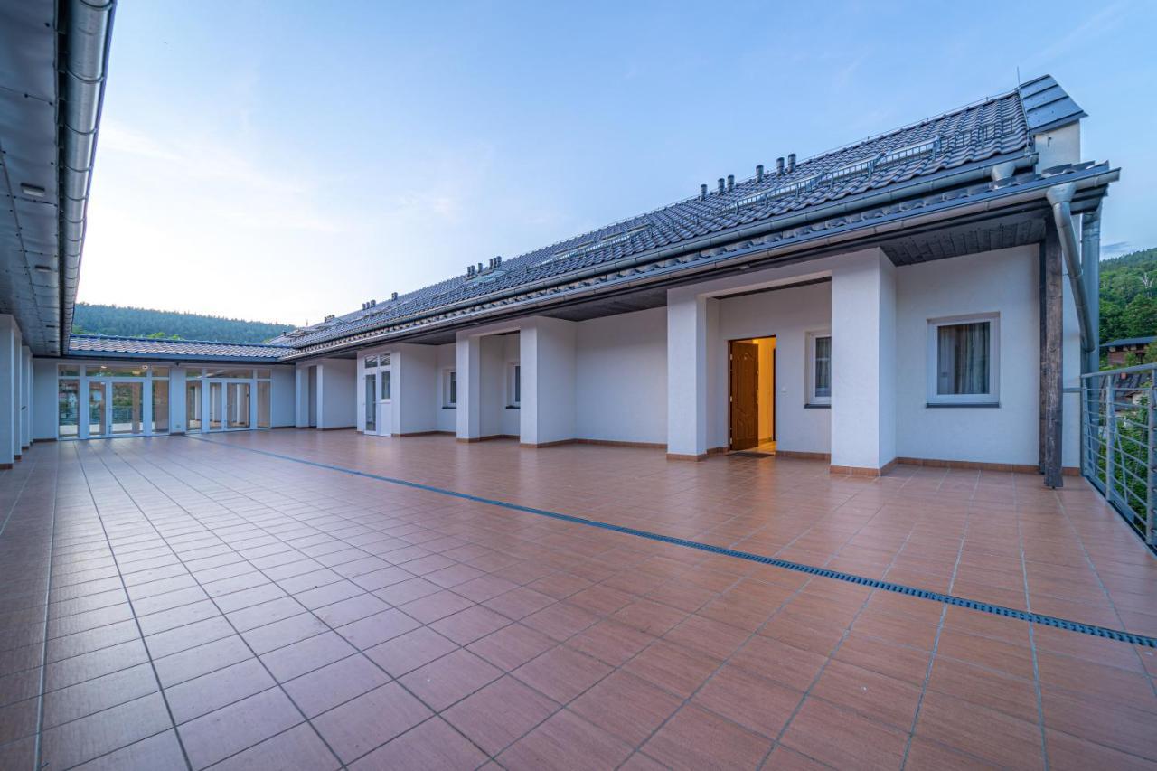 Apartament Rodzinny Plus Mountain Aparts Świeradów-Zdrój Eksteriør bilde